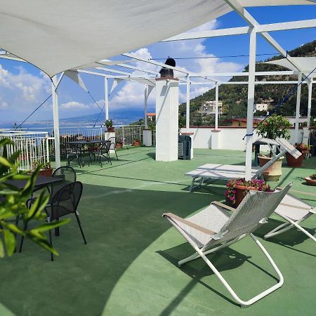 Olindo Apartment E Cristina Apartments Vico Equense Exterior photo