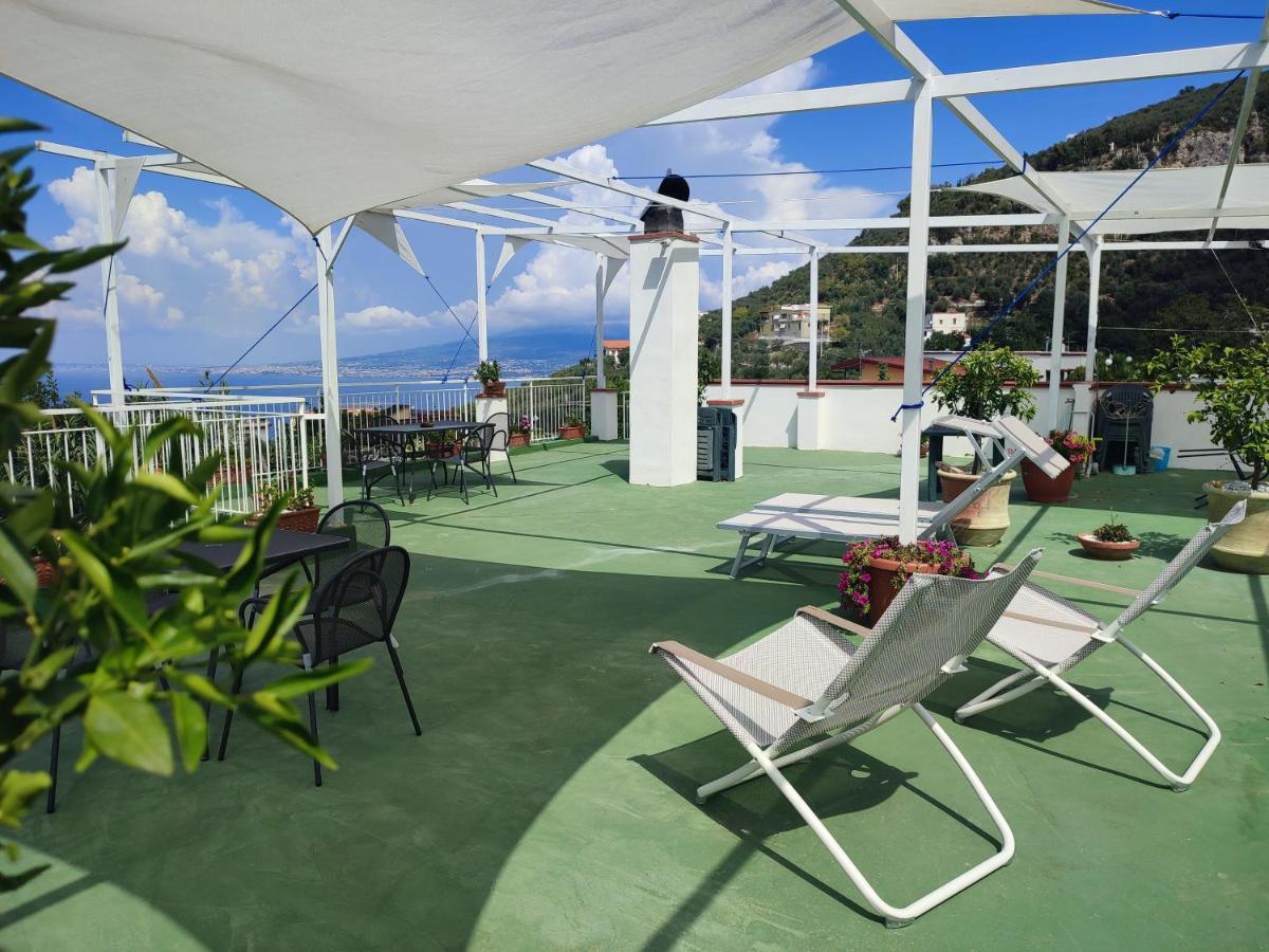 Olindo Apartment E Cristina Apartments Vico Equense Exterior photo